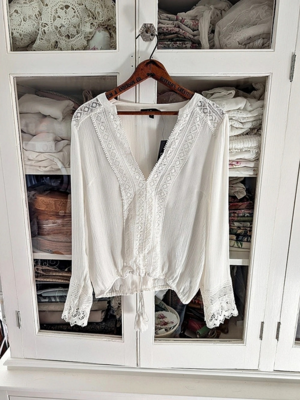 Lulus Bali Daydream White Lace Long Sleeve Top Size M NWT